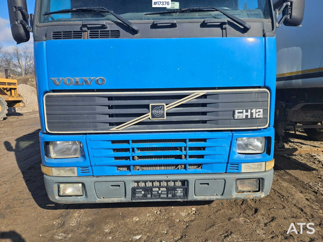 Cabeza tractora 2000 Volvo FH 12: foto 8