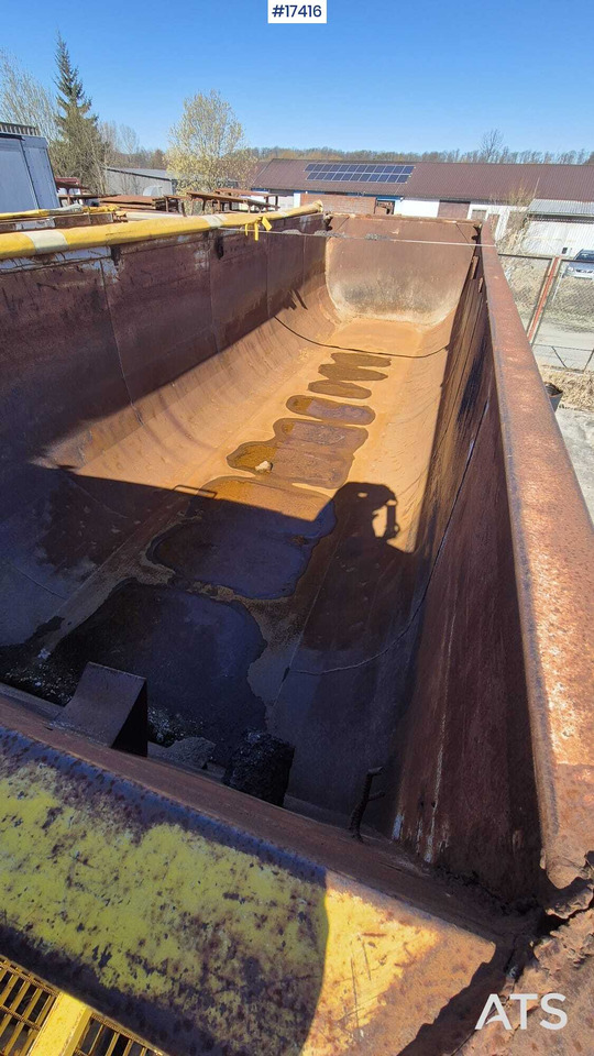 Cabeza tractora, Semirremolque volquete Tractor SCANIA 124L 420KM (2003) + BERGER tipper semi-trailer (2007): foto 19 Cabeza tractora, Semirremolque volquete Tractor SCANIA 124L 420KM (2003) + BERGER tipper semi-trailer (2007): foto 19