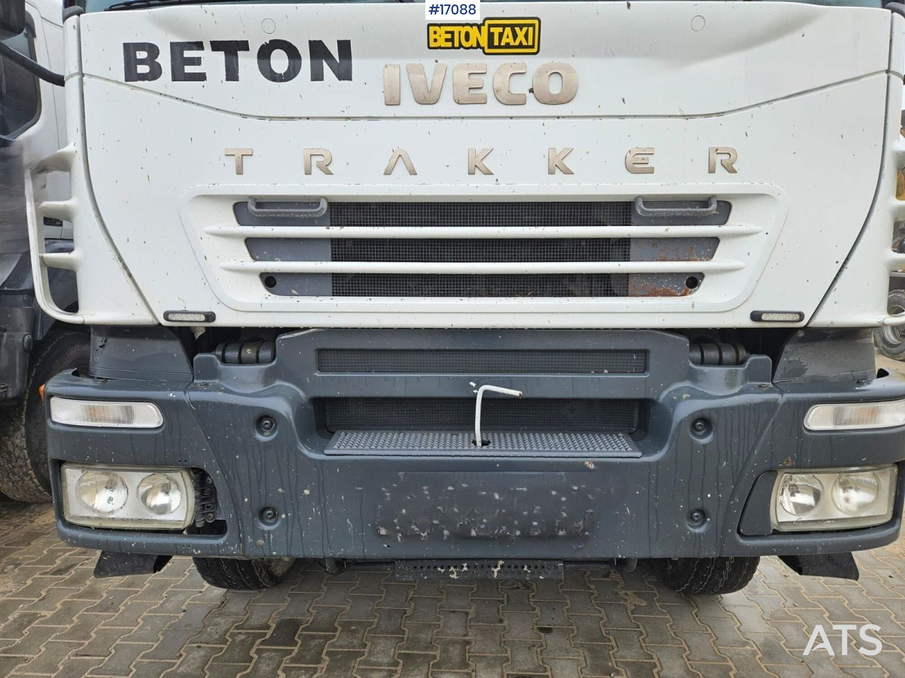 Leasing de  Concrete pump CIFA Magnum MK 28,4  IVECO 8x4 (2006) Concrete pump CIFA Magnum MK 28,4  IVECO 8x4 (2006): foto 13