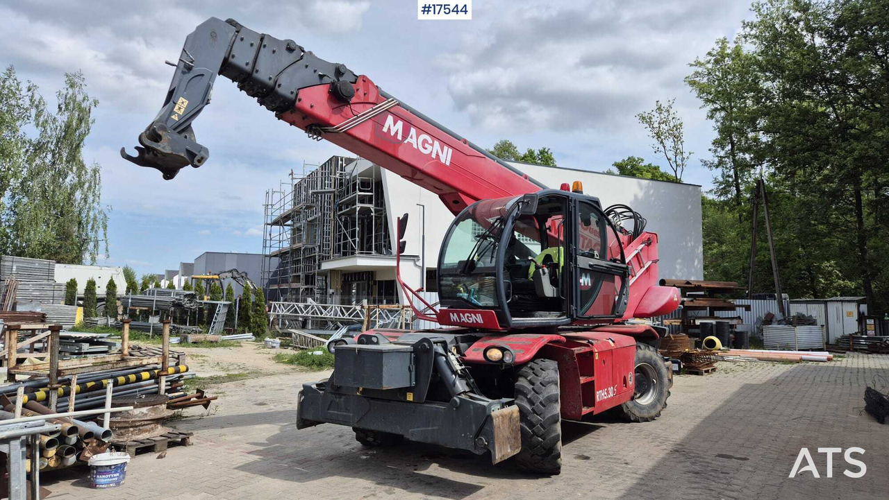 Rotating telescopic handler MAGNI RTH 5.30 SM/C (2016) ++++ - Manipulador telescópico: foto 1 Rotating telescopic handler MAGNI RTH 5.30 SM/C (2016) ++++ - Manipulador telescópico: foto 1