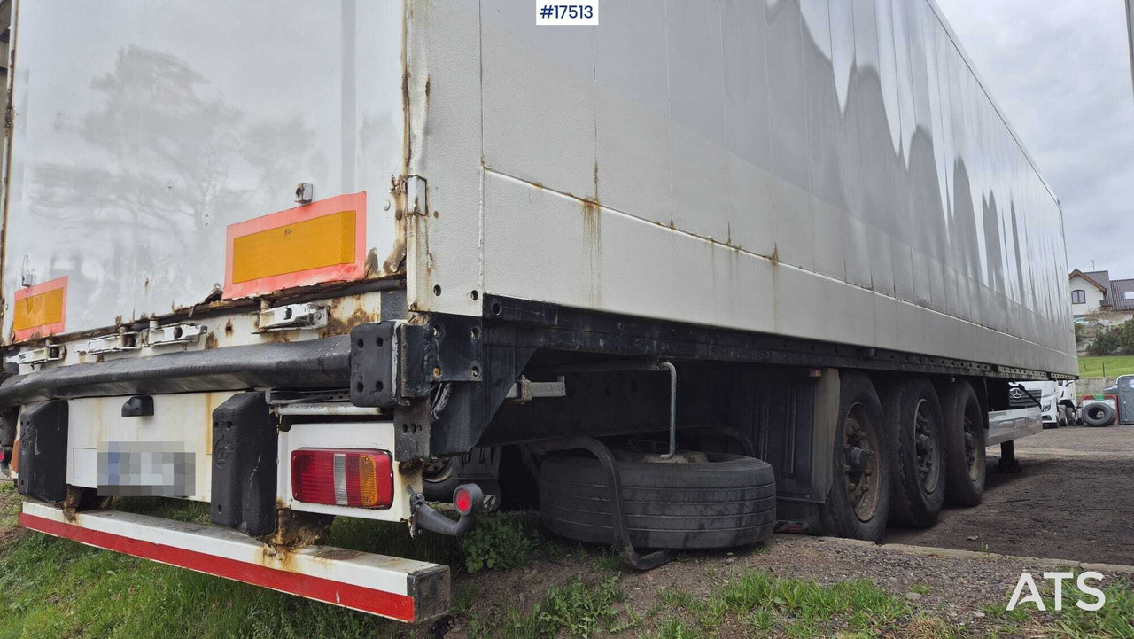 Truck semi-trailer, isothermal KRONE SD (2008) - Semirremolque lona: foto 5 Truck semi-trailer, isothermal KRONE SD (2008) - Semirremolque lona: foto 5