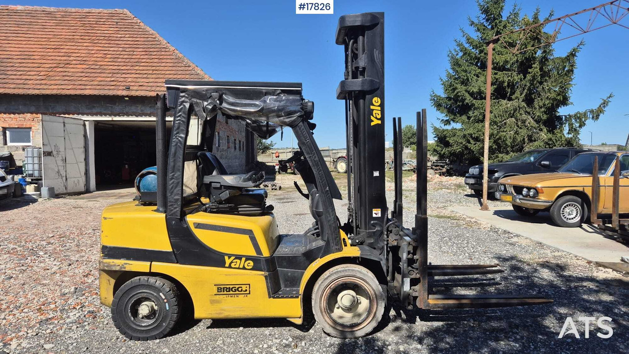 YALE GLP35VX Forklift (2017) - Carretilla elevadora de gas: foto 2 YALE GLP35VX Forklift (2017) - Carretilla elevadora de gas: foto 2