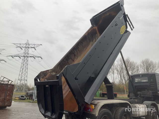 2006 MAN TGA 41.430 8x8 Twin-Steer Sleeper Quad/A Dump Truck - Camión volquete: foto 5 2006 MAN TGA 41.430 8x8 Twin-Steer Sleeper Quad/A Dump Truck - Camión volquete: foto 5