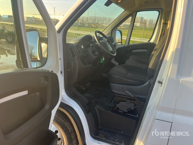 2022 Opel Movano Passenger Van - Minibús, Furgoneta de pasajeros: foto 5 2022 Opel Movano Passenger Van - Minibús, Furgoneta de pasajeros: foto 5