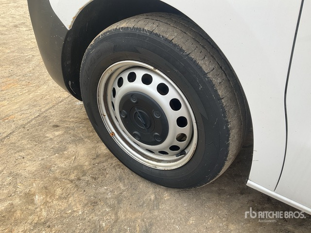 2023 Opel Vivaro Passenger Van - Minibús, Furgoneta de pasajeros: foto 5 2023 Opel Vivaro Passenger Van - Minibús, Furgoneta de pasajeros: foto 5