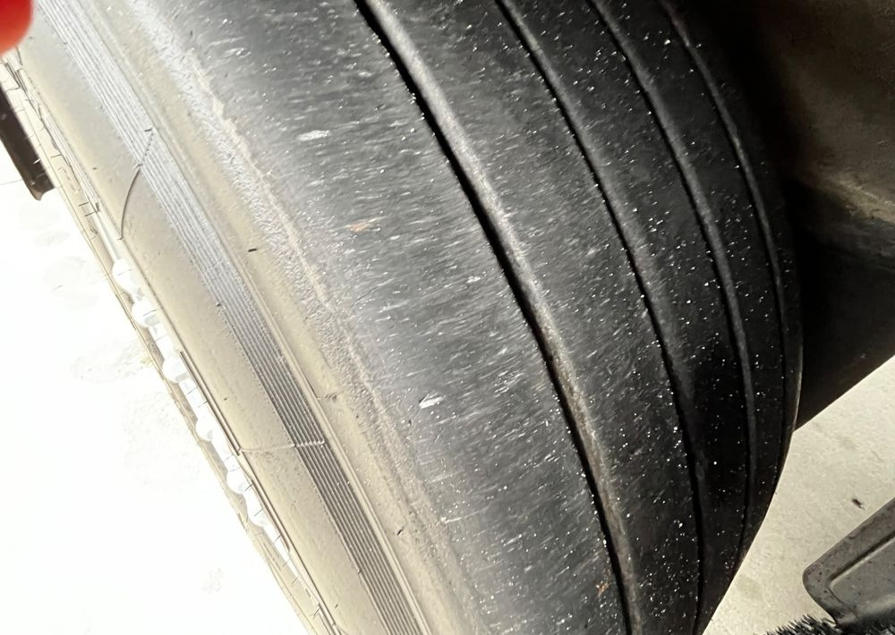 Semirremolque lona Schmitz Cargobull Firanka Standard Coilmulde // 9m // Oś podnoszona // Osie Schmitz //: foto 18 Semirremolque lona Schmitz Cargobull Firanka Standard Coilmulde // 9m // Oś podnoszona // Osie Schmitz //: foto 18