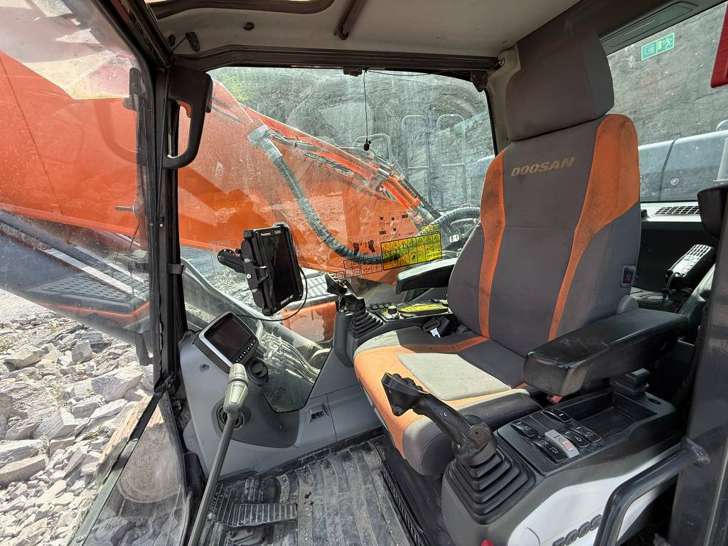 Excavadora de cadenas Doosan DX 300 LC-5: foto 20 Excavadora de cadenas Doosan DX 300 LC-5: foto 20