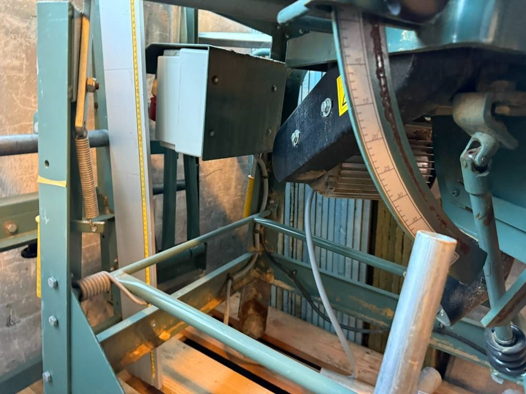 Ernex 1603 230/400 V gjerdesag med rullebord - Maquinaria para madera: foto 5 Ernex 1603 230/400 V gjerdesag med rullebord - Maquinaria para madera: foto 5