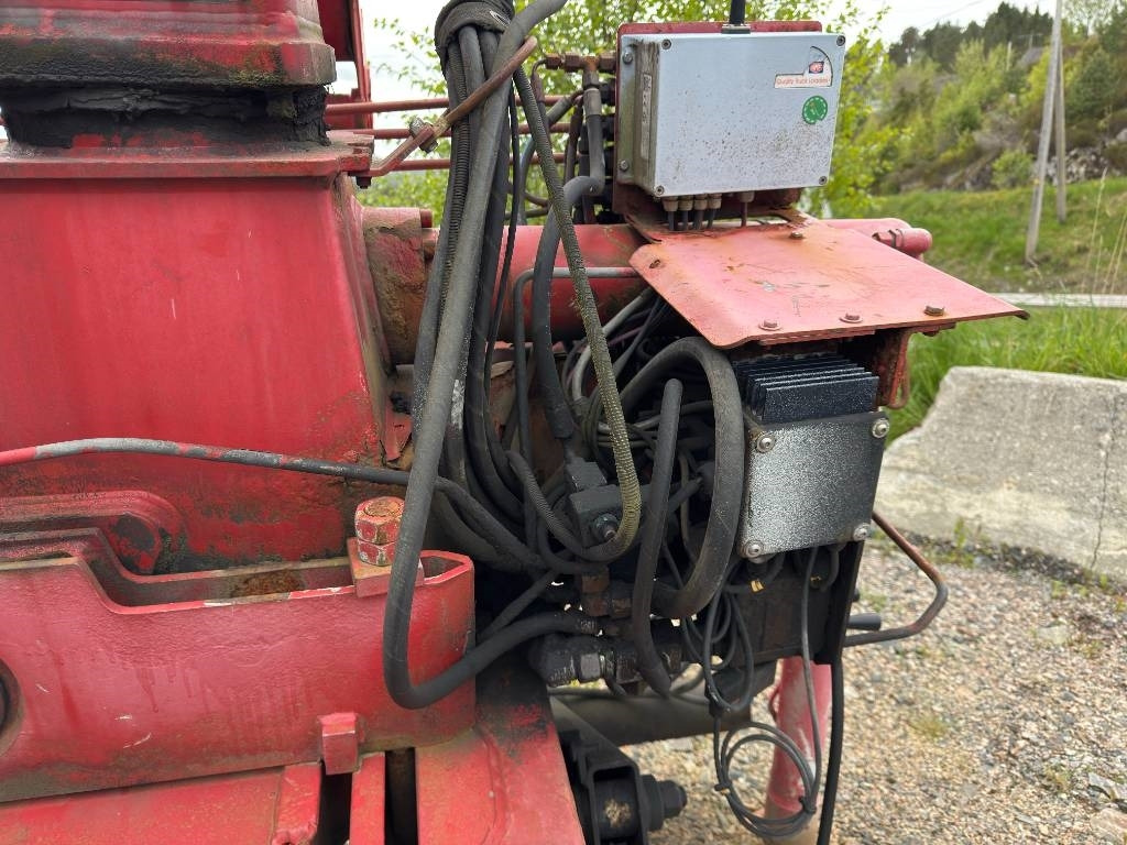 Grúa para camión HMF 1323 K4D kran 13tm: foto 16