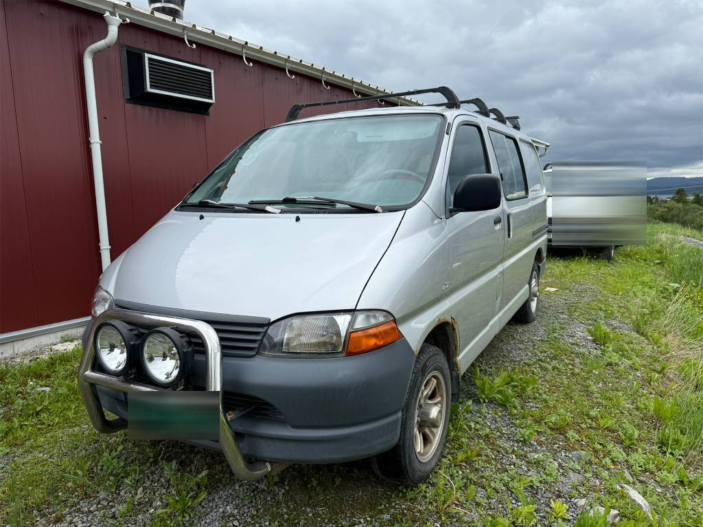 Toyota Hiace 4x4 - Furgón: foto 4 Toyota Hiace 4x4 - Furgón: foto 4