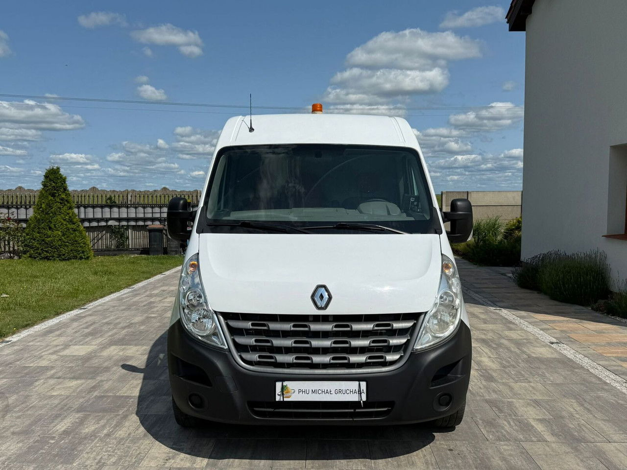 Renault Master 2.3 Blaszak Klimatyzacja Hak Kamera cofania - Furgón: foto 2 Renault Master 2.3 Blaszak Klimatyzacja Hak Kamera cofania - Furgón: foto 2