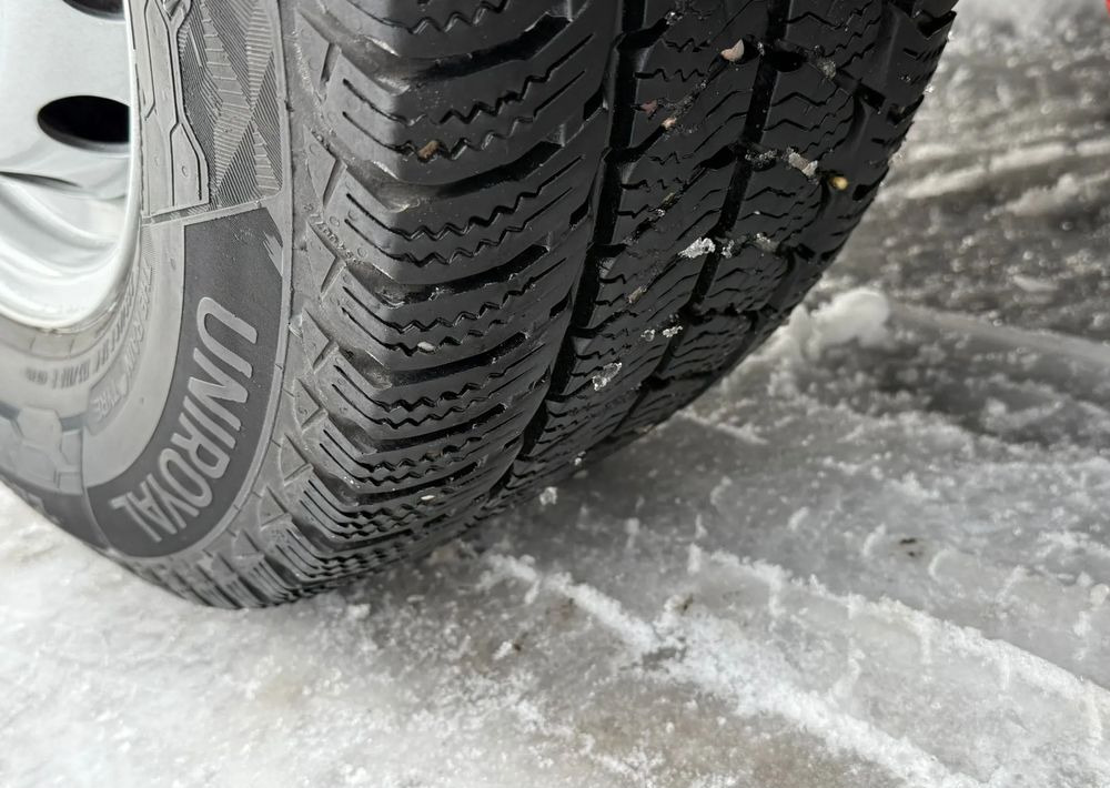 Ambulancia Renault Master: foto 19