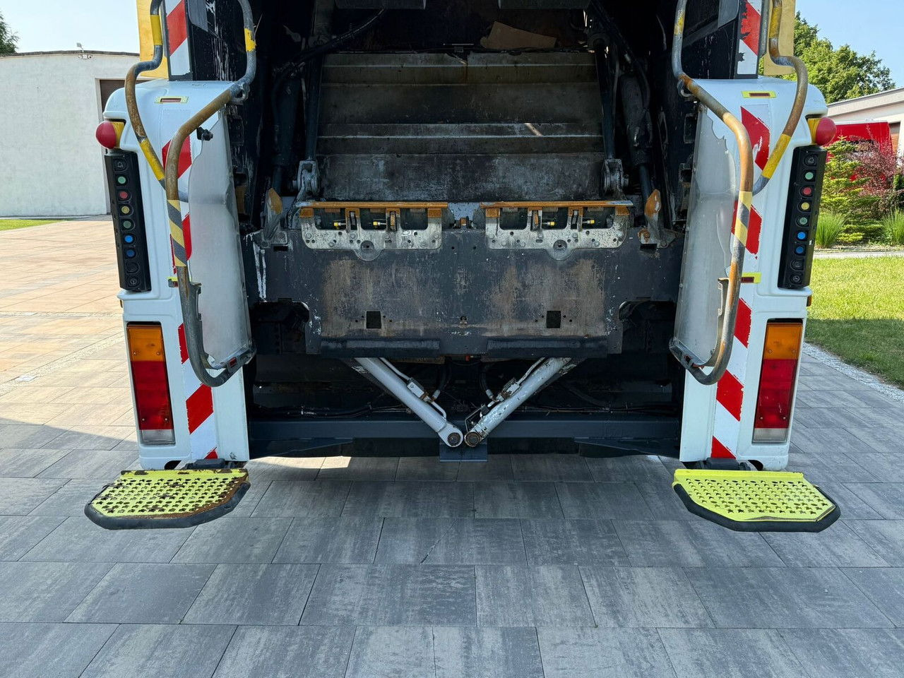 Camión de basura Renault Premium 280 DXI Śmieciarka Faun VR5.Untr Tylko 263TYS Przebiegu: foto 9