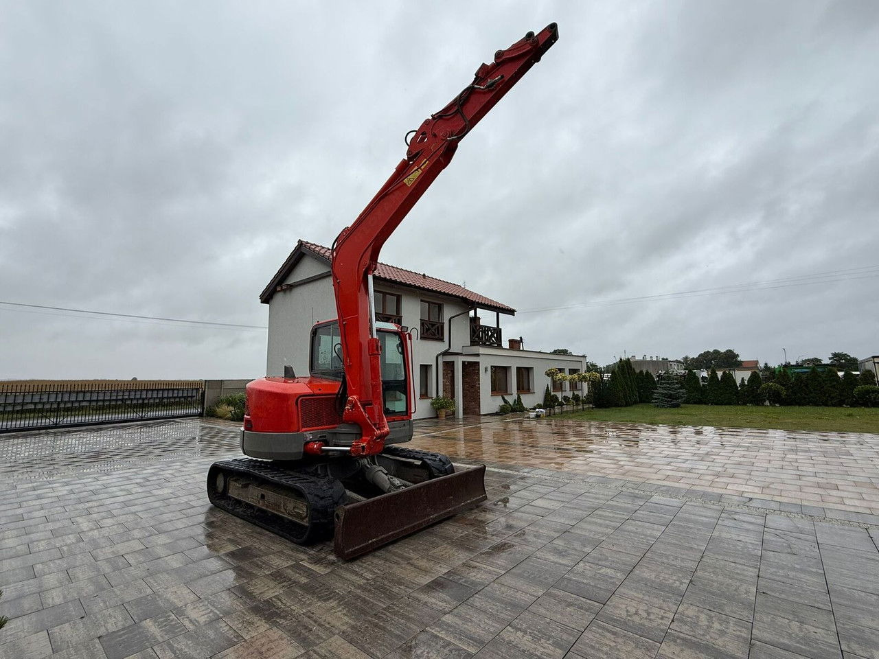 Volvo ECR88D Koparka gąsienicowa 2017 rok Tylko 4701 MOT Ogodzin - Excavadora de cadenas: foto 3 Volvo ECR88D Koparka gąsienicowa 2017 rok Tylko 4701 MOT Ogodzin - Excavadora de cadenas: foto 3