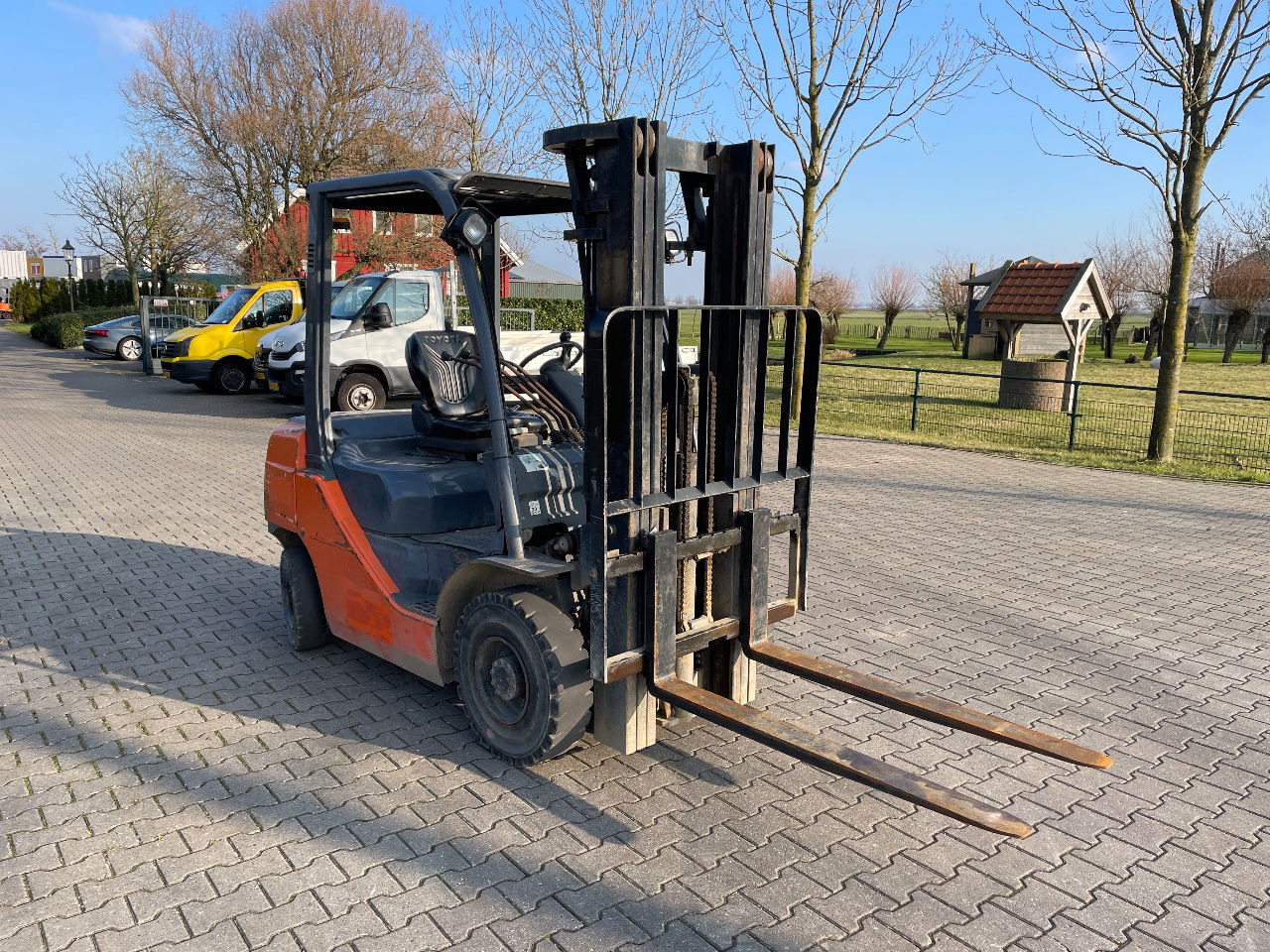 Toyota 02 8FDF25 2.5 ton triplo diesel heftruck - Carretilla elevadora: foto 5 Toyota 02 8FDF25 2.5 ton triplo diesel heftruck - Carretilla elevadora: foto 5