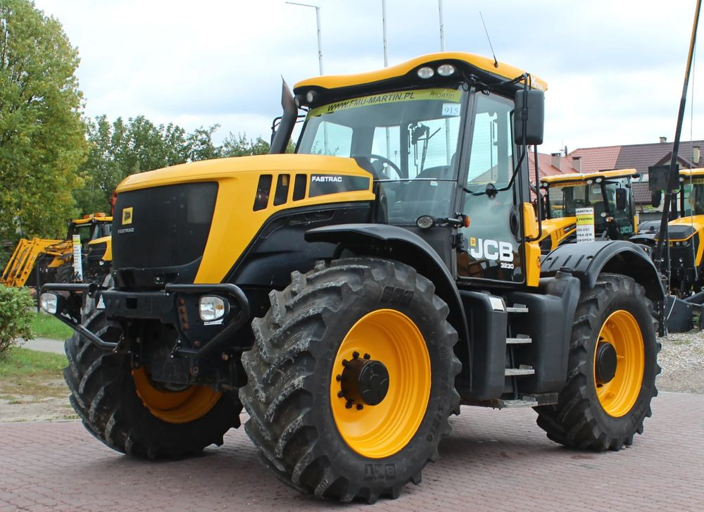 JCB Fastrac 3230 Xtra - Tractor: foto 1 JCB Fastrac 3230 Xtra - Tractor: foto 1