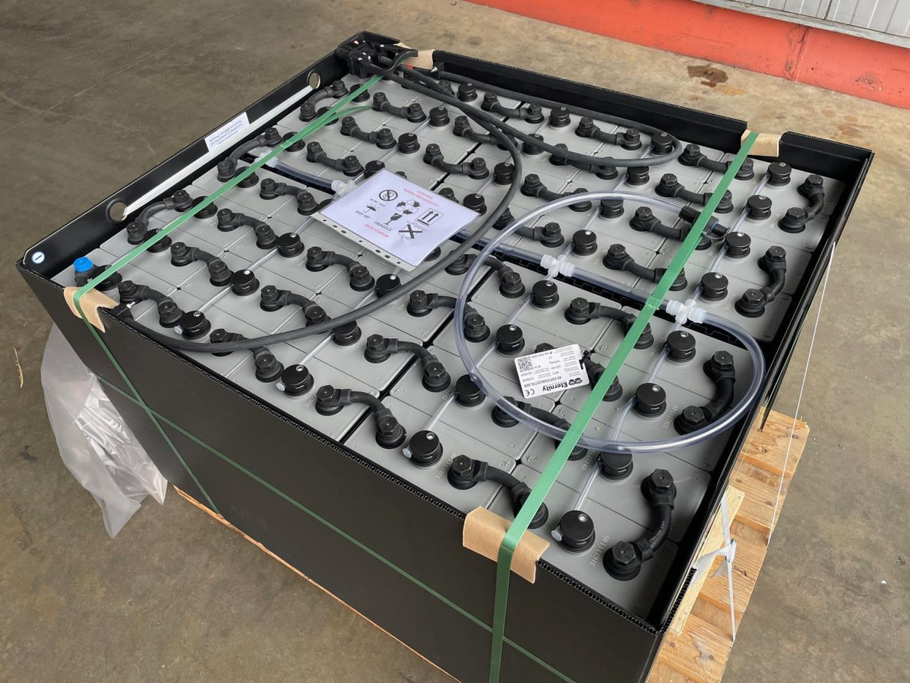 Eternity 80V 5 EPzS 625 - Acumulador para Equipo de manutención: foto 1 Eternity 80V 5 EPzS 625 - Acumulador para Equipo de manutención: foto 1