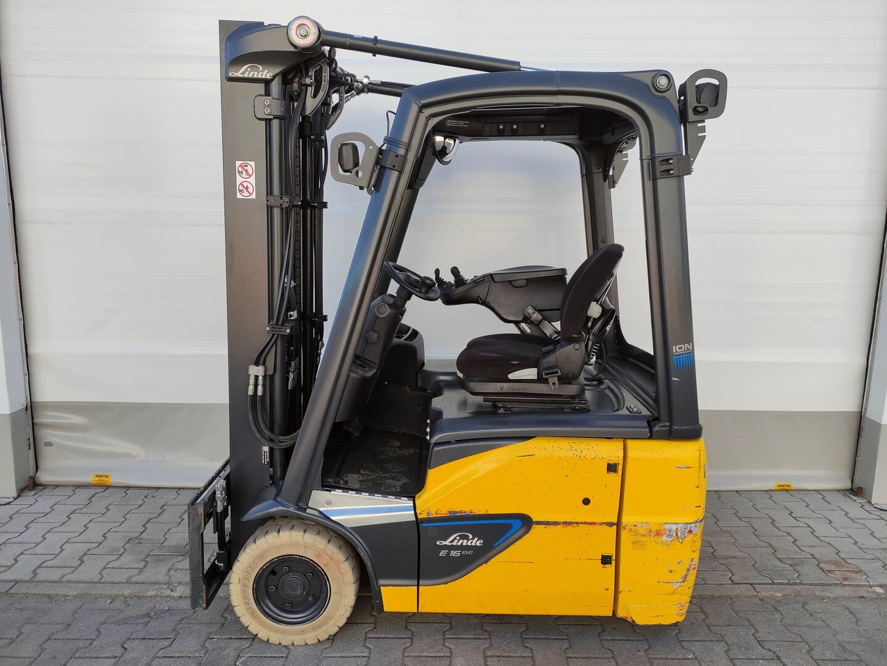 Linde E16C-02-386 EVO - Carretilla elevadora eléctrica: foto 1 Linde E16C-02-386 EVO - Carretilla elevadora eléctrica: foto 1