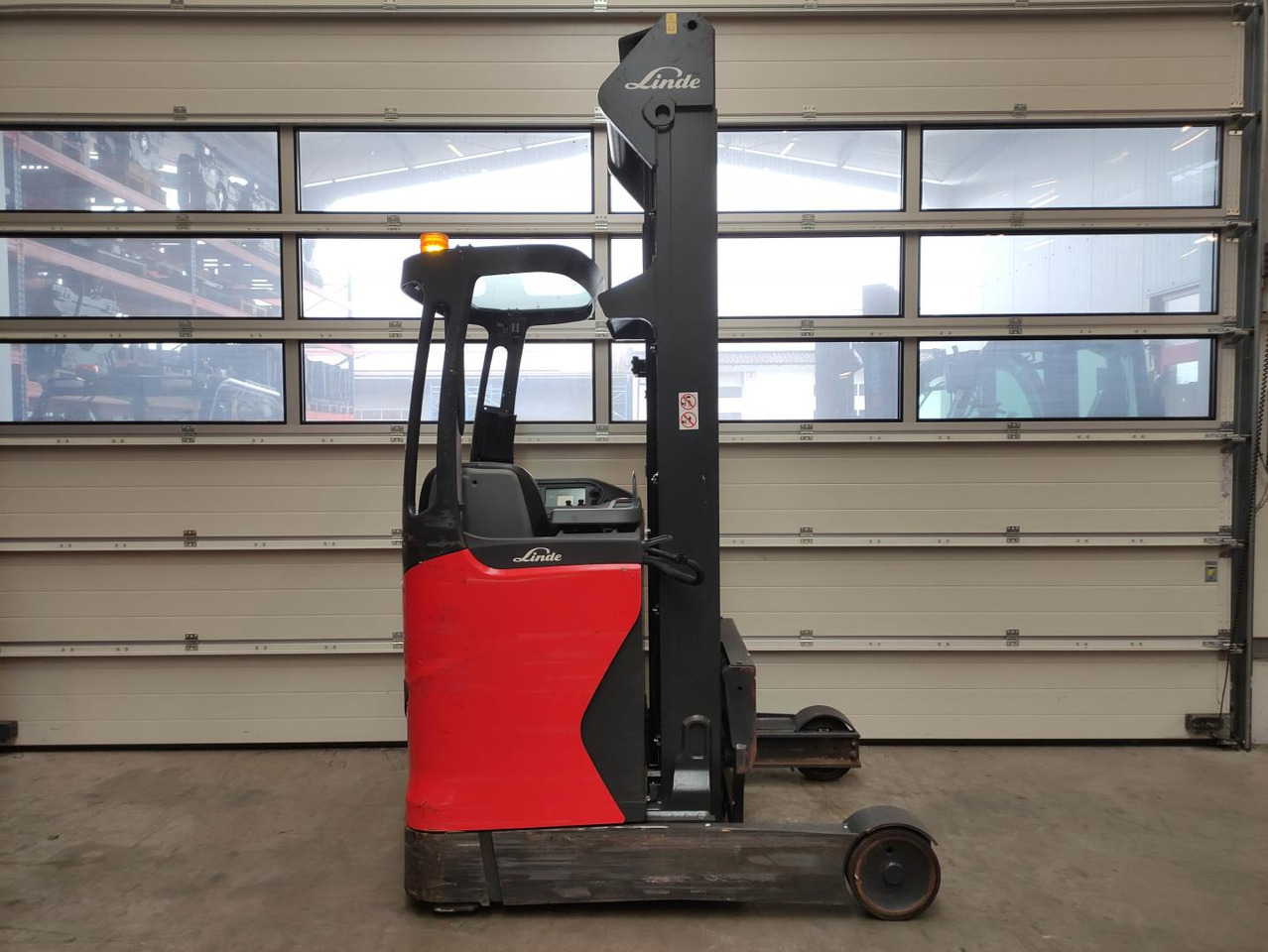 Linde R14-01-1120 - Retráctil: foto 2 Linde R14-01-1120 - Retráctil: foto 2