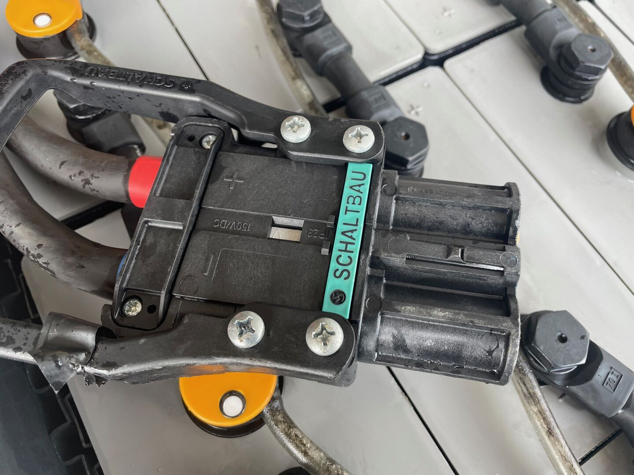 Sunlight 80V 6 PzS 930 - Acumulador para Equipo de manutención: foto 4 Sunlight 80V 6 PzS 930 - Acumulador para Equipo de manutención: foto 4