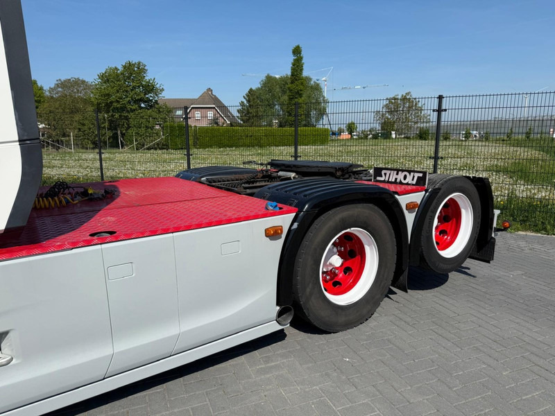 Scania R 650 FULL AIR, RETARDER, LEATHER, SHOW, INTERIOR. - Cabeza tractora: foto 4 Scania R 650 FULL AIR, RETARDER, LEATHER, SHOW, INTERIOR. - Cabeza tractora: foto 4