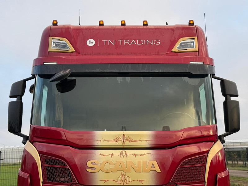 Scania R410 VOLLUCHT, 2 TANKS, LEER, ALCOA, SMART 2 TACHO, LEDER. - Cabeza tractora: foto 5 Scania R410 VOLLUCHT, 2 TANKS, LEER, ALCOA, SMART 2 TACHO, LEDER. - Cabeza tractora: foto 5