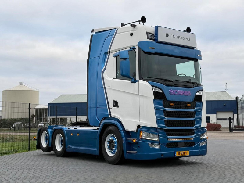 Scania S660 BOOGIE, VOLLUCHT, RETARDER, LEREN STOELEN, VOL. - Cabeza tractora: foto 1 Scania S660 BOOGIE, VOLLUCHT, RETARDER, LEREN STOELEN, VOL. - Cabeza tractora: foto 1
