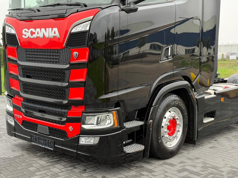Scania S770 VOLLUCHT, LEER, RETARDER, 2 TANKS, PARK COOL. - Cabeza tractora: foto 5 Scania S770 VOLLUCHT, LEER, RETARDER, 2 TANKS, PARK COOL. - Cabeza tractora: foto 5