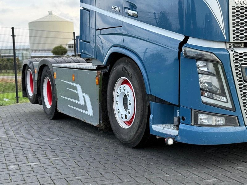 Volvo FH16.650 VOLLUCHT, HYDRAULIEK, SHOW INTERIEUR, DYNAMIC STEERING. - Cabeza tractora: foto 3 Volvo FH16.650 VOLLUCHT, HYDRAULIEK, SHOW INTERIEUR, DYNAMIC STEERING. - Cabeza tractora: foto 3