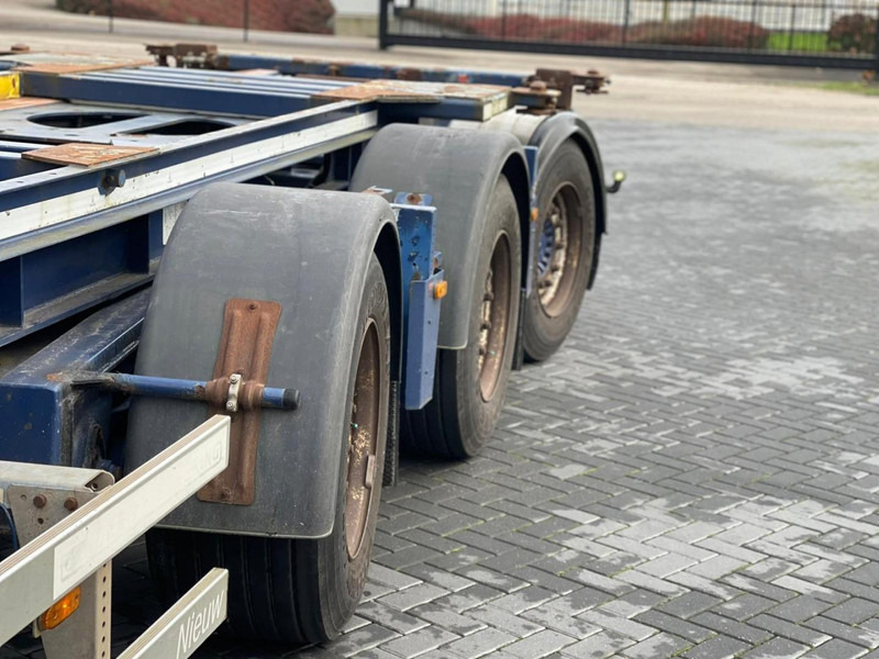 Renders ROC 16.27 CC X-STEERING, ALLE AANSLUITINGEN, APK. - Semirremolque portacontenedore/ Intercambiable: foto 3 Renders ROC 16.27 CC X-STEERING, ALLE AANSLUITINGEN, APK. - Semirremolque portacontenedore/ Intercambiable: foto 3