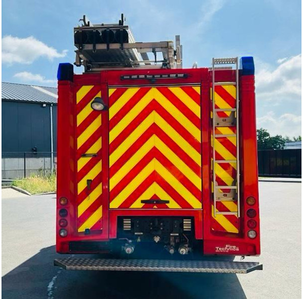 Camión de bomberos Volvo FM9: foto 6 Camión de bomberos Volvo FM9: foto 6