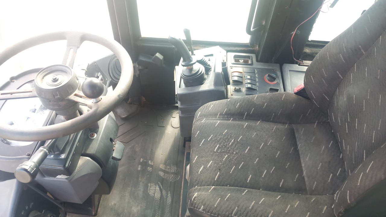 Cargadora de ruedas Caterpillar IT28G2: foto 6