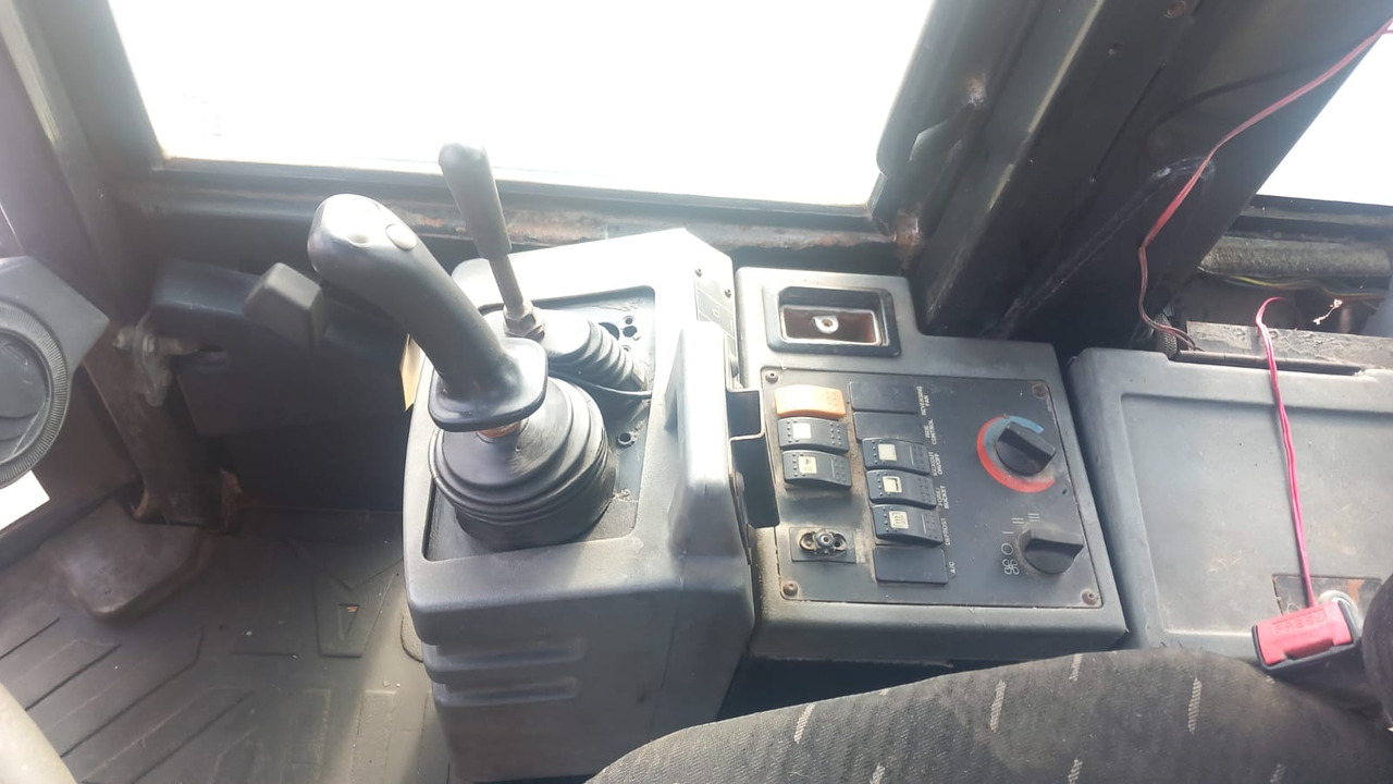 Cargadora de ruedas Caterpillar IT28G2: foto 7