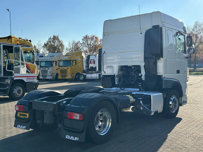 DAF XF 450 Space Cab - Euro 6 - Alcoa - Smart Tacho - Cabeza tractora: foto 3 DAF XF 450 Space Cab - Euro 6 - Alcoa - Smart Tacho - Cabeza tractora: foto 3