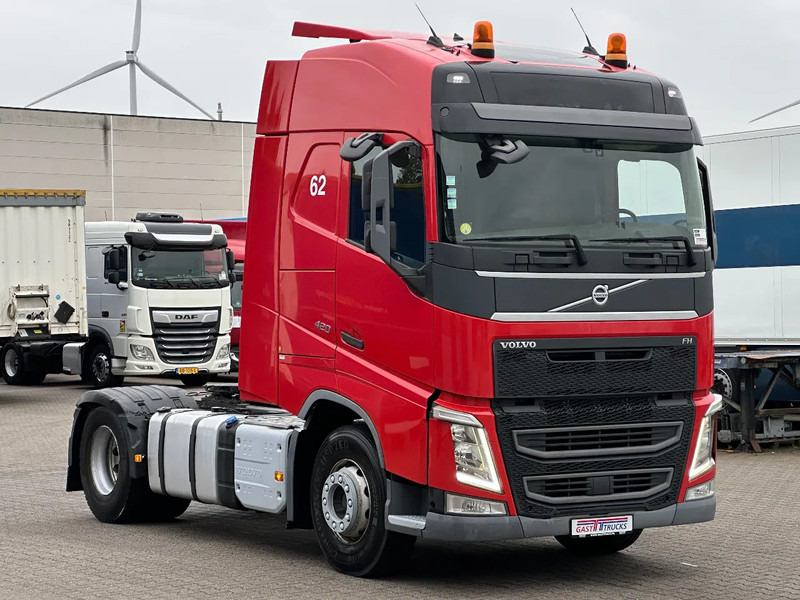 Volvo FH 420 Euro 6 / Globetrotter / 2 Tank / 589 Tkm / Smart Tacho! - Cabeza tractora: foto 2 Volvo FH 420 Euro 6 / Globetrotter / 2 Tank / 589 Tkm / Smart Tacho! - Cabeza tractora: foto 2