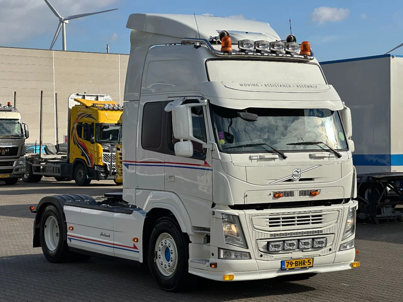 Volvo FM 450 Globe XL - Euro 6 - Full Spoiler - Smart Tacho *NL-truck* - Cabeza tractora: foto 2 Volvo FM 450 Globe XL - Euro 6 - Full Spoiler - Smart Tacho *NL-truck* - Cabeza tractora: foto 2