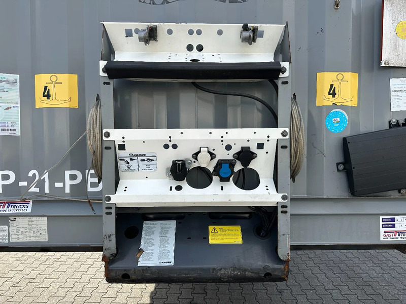 Krone SD Schuifzeil -Dak / SAF-Disc / Huckepack - Semirremolque lona: foto 5 Krone SD Schuifzeil -Dak / SAF-Disc / Huckepack - Semirremolque lona: foto 5
