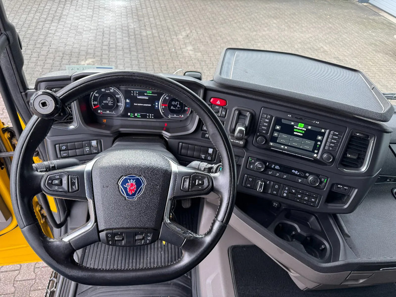 Camión chasis Scania R650 V8 6x2 WB 4.95mtr Retarder Full Air: foto 16 Camión chasis Scania R650 V8 6x2 WB 4.95mtr Retarder Full Air: foto 16