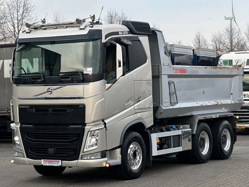 Volvo FH 540 6x4 Big Axle Tipper Tandem Lift Retarder Euro 6 Dual Clutch - Camión chasis: foto 2 Volvo FH 540 6x4 Big Axle Tipper Tandem Lift Retarder Euro 6 Dual Clutch - Camión chasis: foto 2