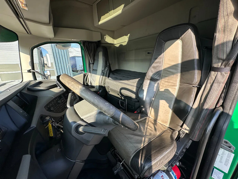Camión chasis Volvo FH 540 Globe XL 8x4*4 Chassis Retarder *447 Tkm*: foto 16
