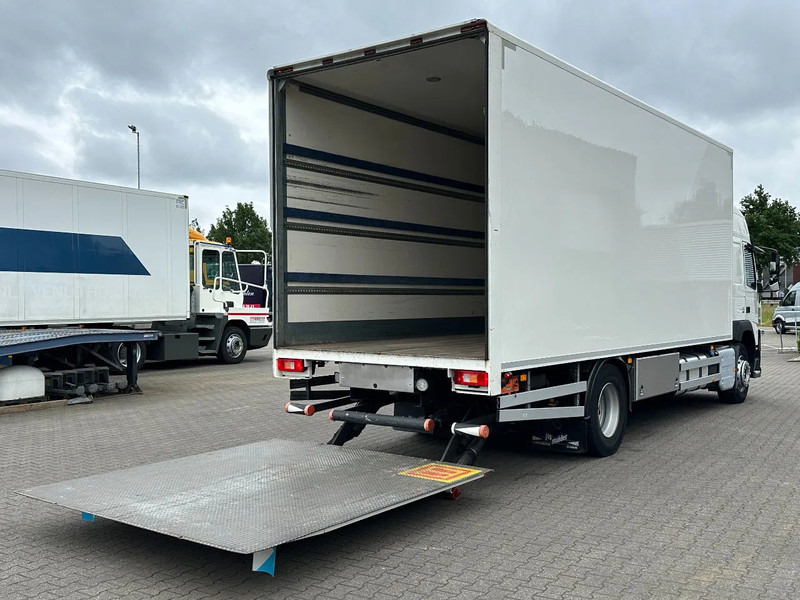 Volvo FM 330 4x2 Gesloten Opbouw / Euro 6 / 3T Laadklep / Bakverwarming / Apk! - Camión caja cerrada: foto 5 Volvo FM 330 4x2 Gesloten Opbouw / Euro 6 / 3T Laadklep / Bakverwarming / Apk! - Camión caja cerrada: foto 5
