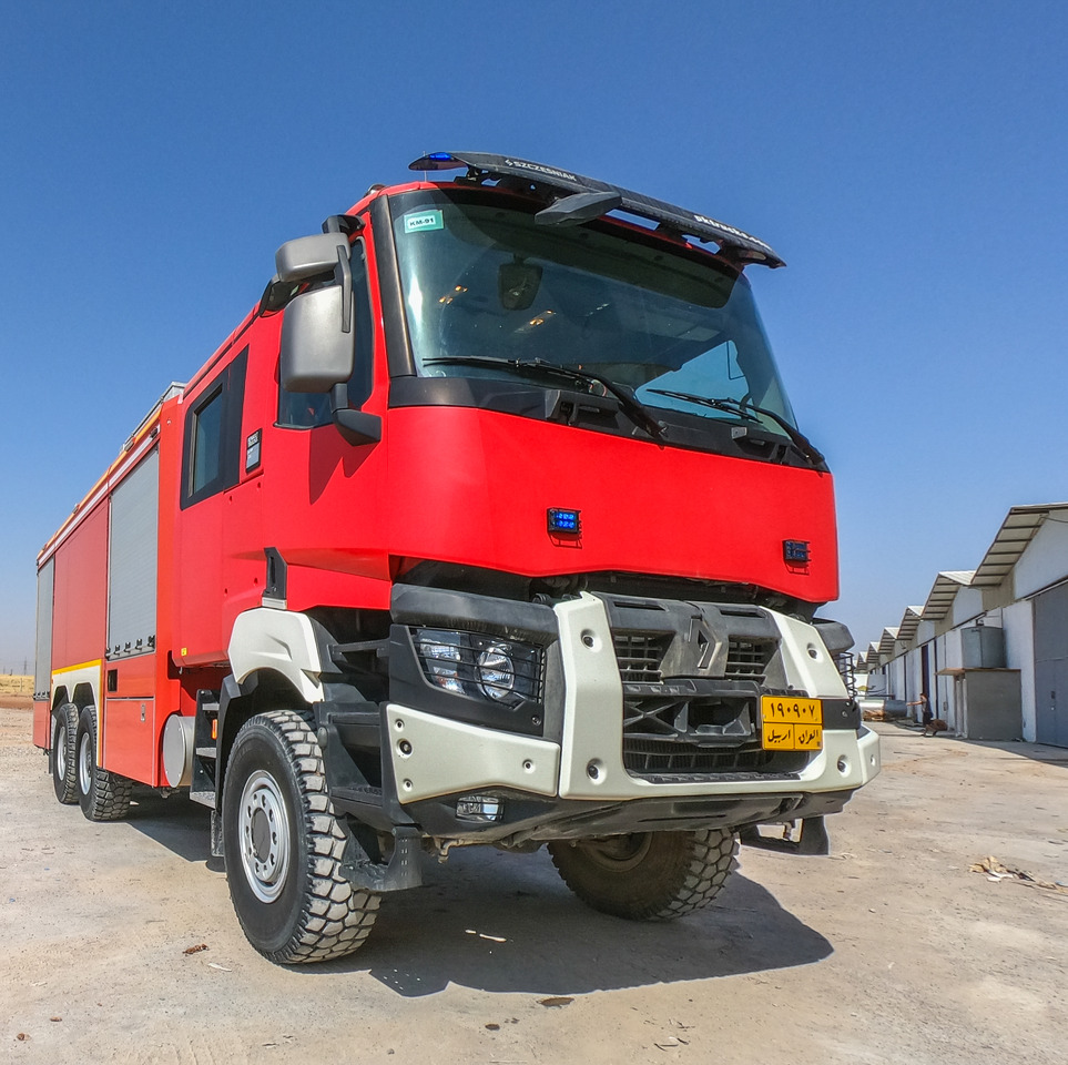 Renault SZCZESNIAK K-500 TLF 9000/1000 6x6 - Camión de bomberos: foto 1 Renault SZCZESNIAK K-500 TLF 9000/1000 6x6 - Camión de bomberos: foto 1