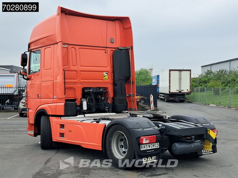 DAF XF 530 4X2 SSC Retarder 2x Tanks Standklima ACC Navi LED - Cabeza tractora: foto 2 DAF XF 530 4X2 SSC Retarder 2x Tanks Standklima ACC Navi LED - Cabeza tractora: foto 2