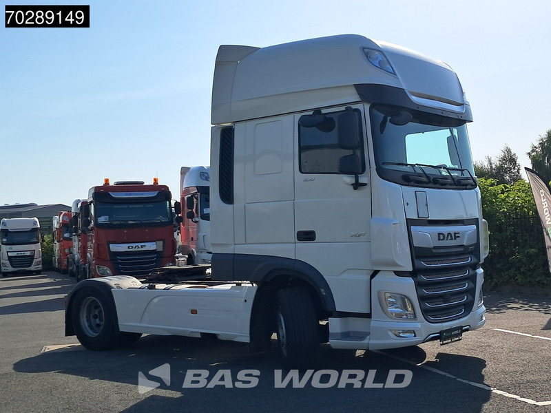 DAF XF 530 4X2 SSC Retarder 2xTanks ACC Euro 6 - Cabeza tractora: foto 3 DAF XF 530 4X2 SSC Retarder 2xTanks ACC Euro 6 - Cabeza tractora: foto 3