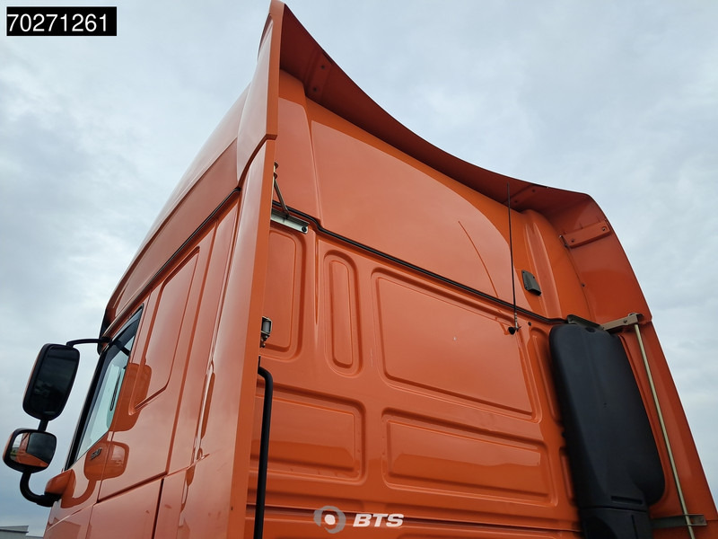 DAF XF 530 4X2 SSC Retarder Alcoa 2x Tanks Standklima Navi ACC LED - Cabeza tractora: foto 2 DAF XF 530 4X2 SSC Retarder Alcoa 2x Tanks Standklima Navi ACC LED - Cabeza tractora: foto 2