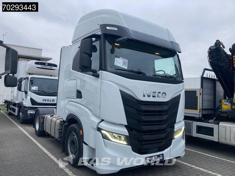 Iveco S-Way 490 4X2 Retarder Standairco 2xTanks ACC LED Navi Euro 6 - Cabeza tractora: foto 2 Iveco S-Way 490 4X2 Retarder Standairco 2xTanks ACC LED Navi Euro 6 - Cabeza tractora: foto 2