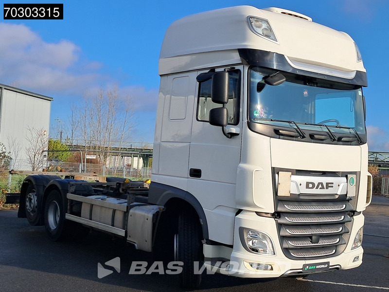 DAF XF 480 6X2 BDF SSC Retarder Lift+Steering Axle Automatic Euro 6 - Camión portacontenedore/ Intercambiable: foto 3 DAF XF 480 6X2 BDF SSC Retarder Lift+Steering Axle Automatic Euro 6 - Camión portacontenedore/ Intercambiable: foto 3