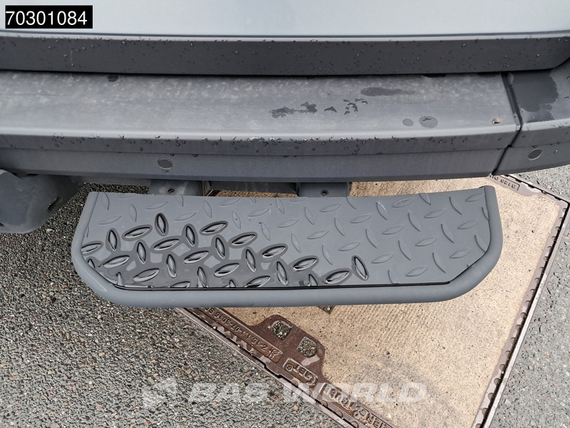 Furgón nuevo Volkswagen Crafter 177pk Automatik 180PS AHK L3H3 LED ACC Navi Klima Kamera Parksensoren Euro6 L2H2 A/C Towbar: foto 11 Furgón nuevo Volkswagen Crafter 177pk Automatik 180PS AHK L3H3 LED ACC Navi Klima Kamera Parksensoren Euro6 L2H2 A/C Towbar: foto 11
