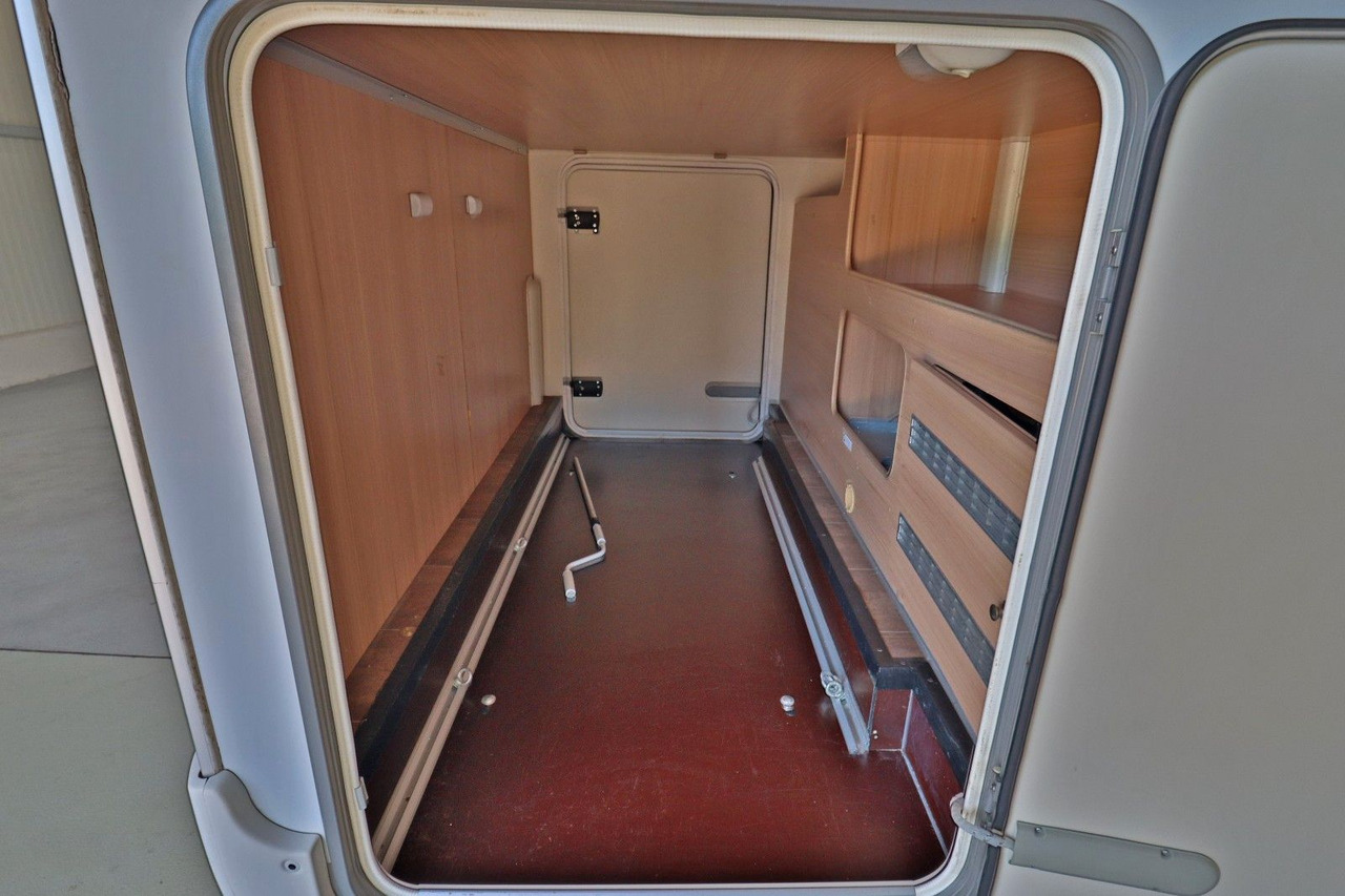 Bürstner Ixeo Time IT 670 G/Festbett+Hubbett/Garage/Klima - Autocaravana perfilada: foto 5 Bürstner Ixeo Time IT 670 G/Festbett+Hubbett/Garage/Klima - Autocaravana perfilada: foto 5