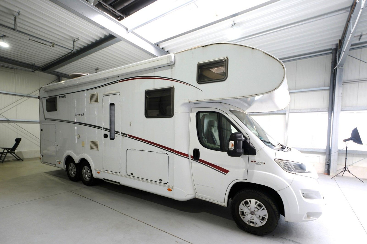 Dethleffs Trend A 7877-2/Automatik/Festbett/2xKlima/Solar - Autocaravana capuchina: foto 1 Dethleffs Trend A 7877-2/Automatik/Festbett/2xKlima/Solar - Autocaravana capuchina: foto 1